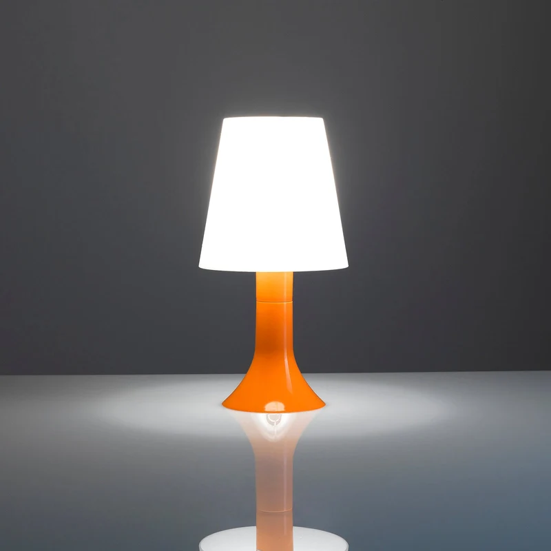 Lampada da tavolo KIRK