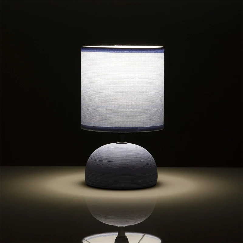 Lampada da tavolo LYSS